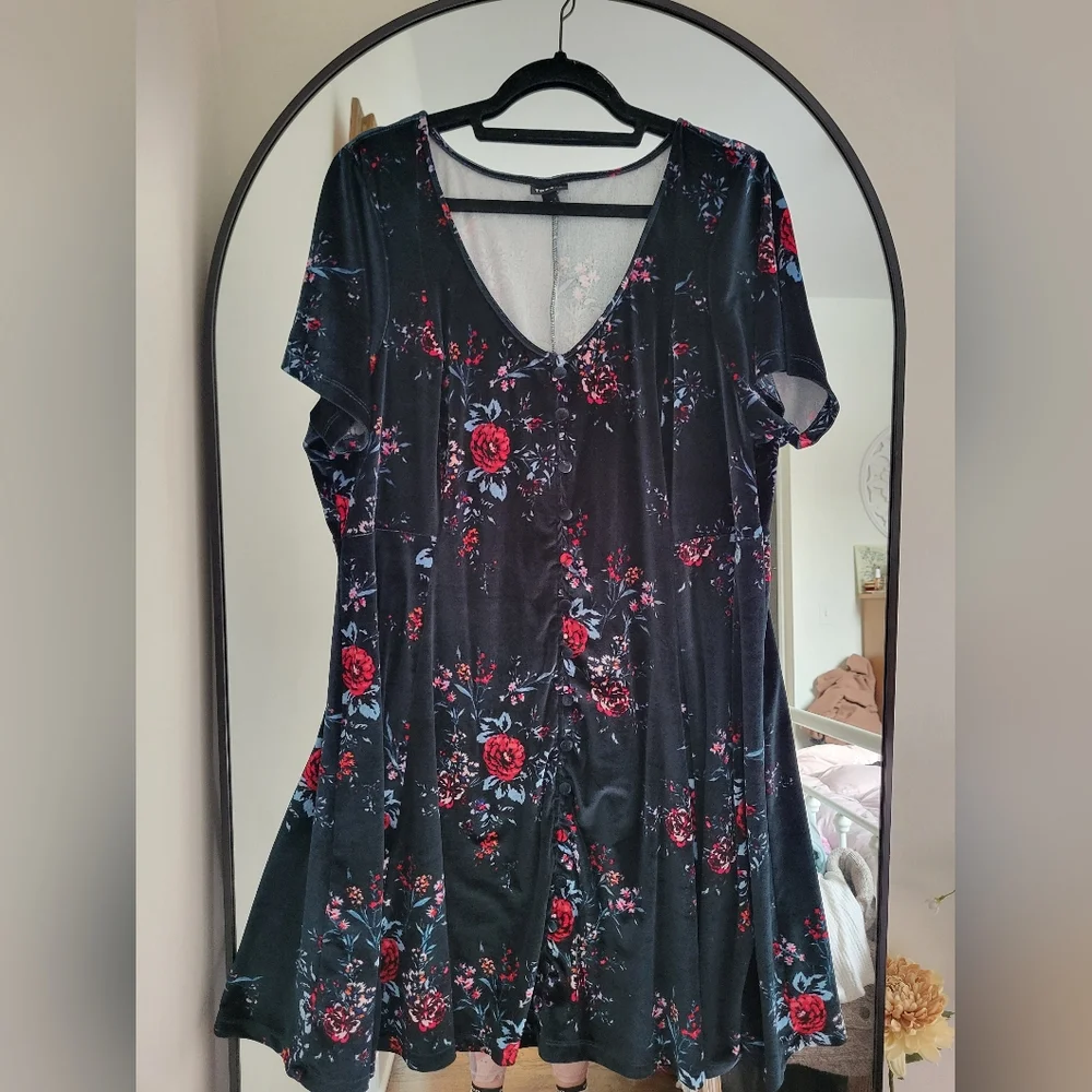 Dark Green Velvet Torrid Floral Swing Dress - Picture 2 of 8